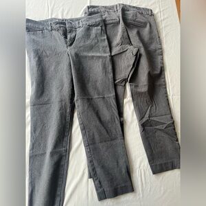 Old Navy Charcoal High Rise Skinny Pixie Pants - Set of 2.
